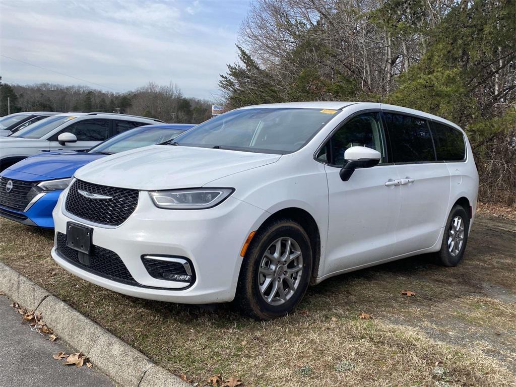 Chrysler Pacifica 2023
