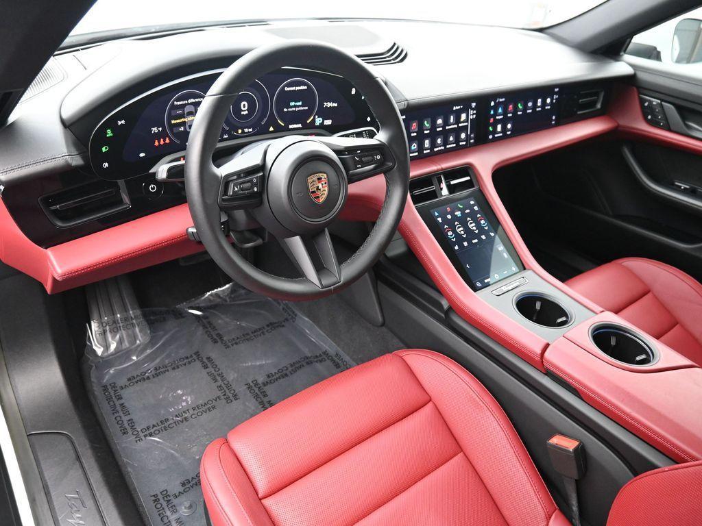 Porsche Taycan 2023