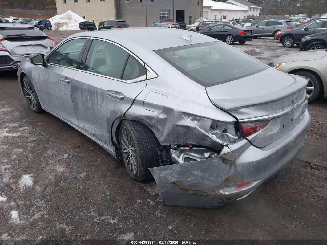Lexus ES 2025