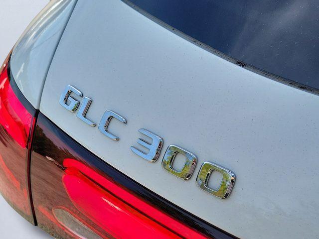 Mercedes-Benz GLC 300 2025