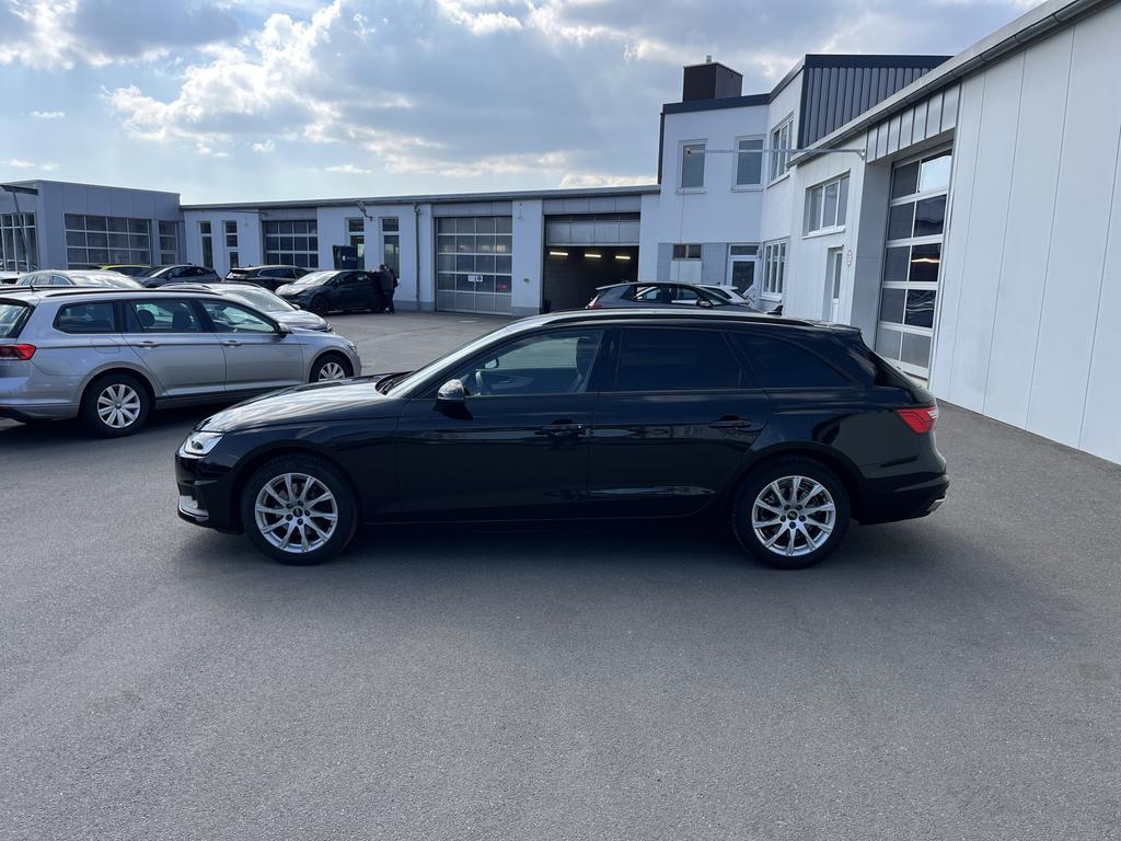 Audi A4 2022