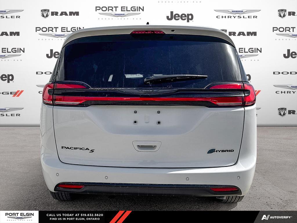 Chrysler Pacifica 2024
