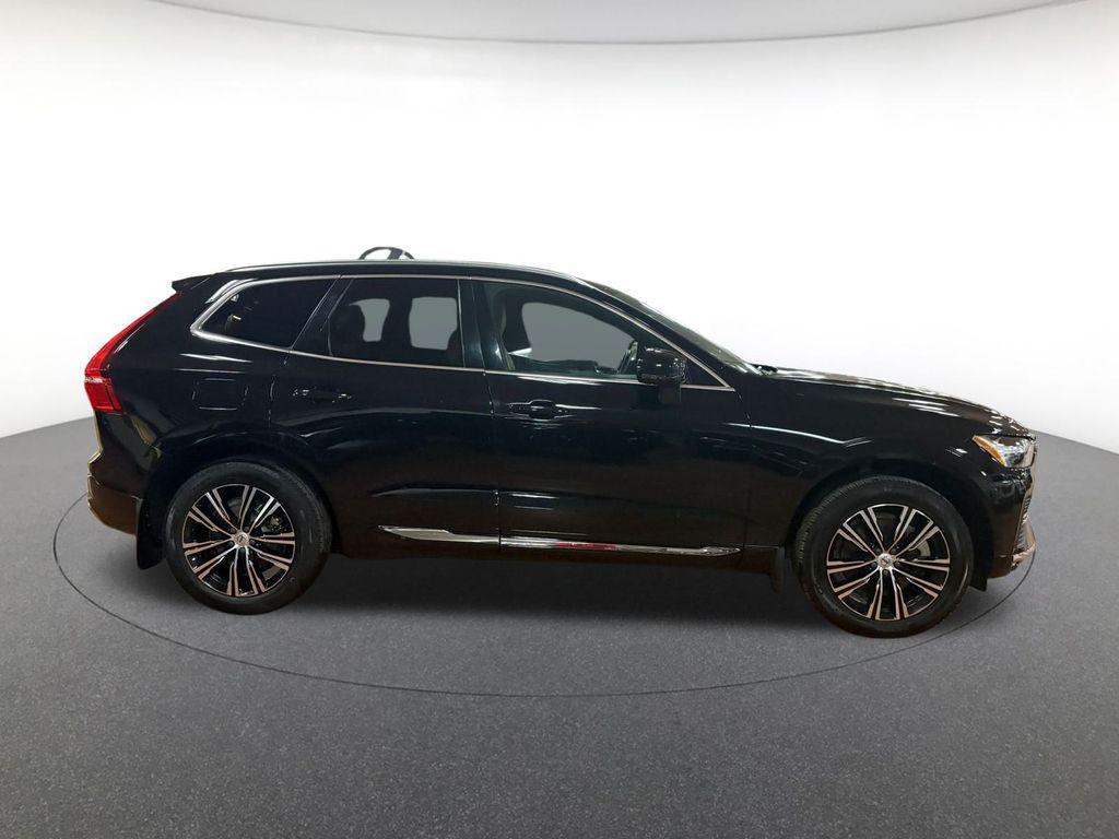 Volvo XC60 2022