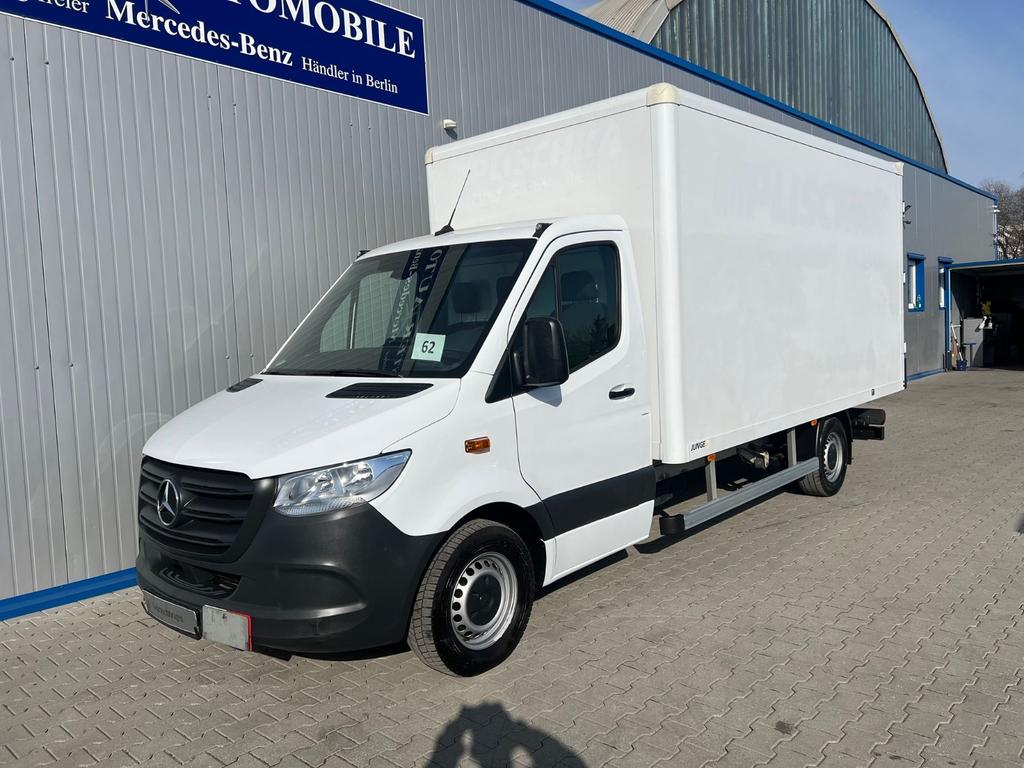 Mercedes-Benz SPRINTER 2021