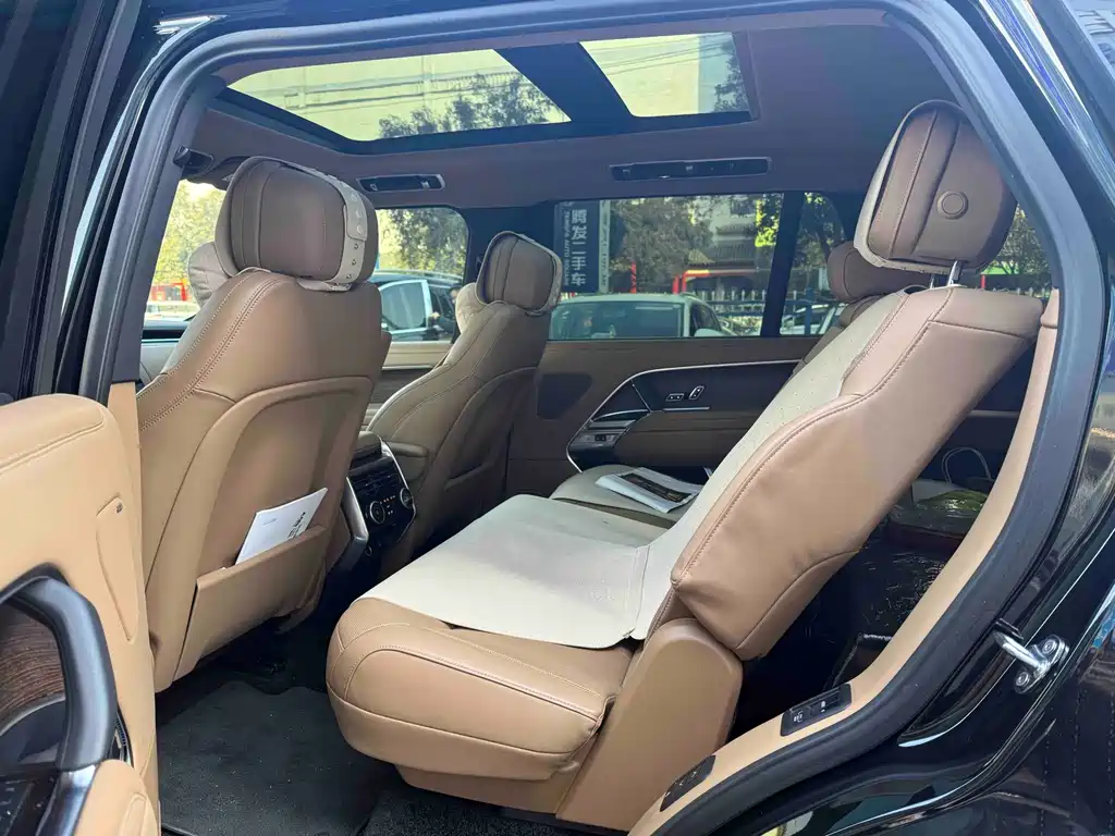 Land Rover Range Rover 2024