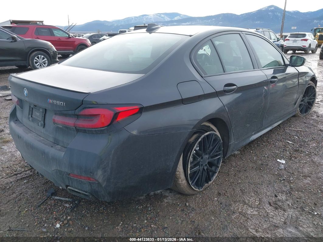 BMW M550 2021