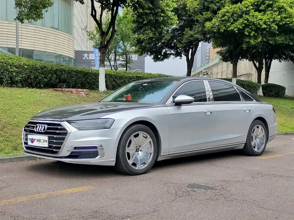 Audi A8 2021