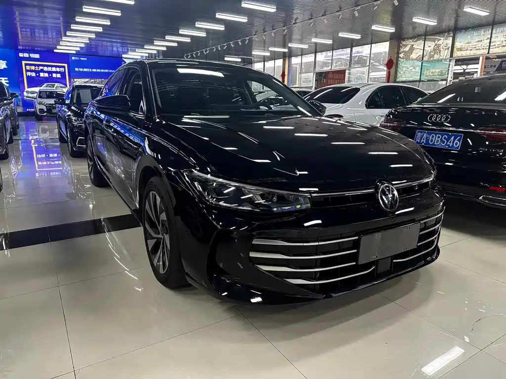 Volkswagen Passat 2024