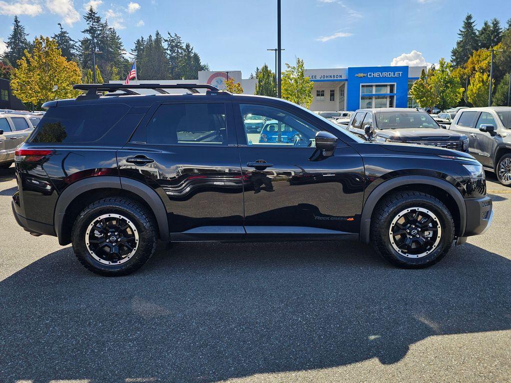 Nissan Pathfinder 2025