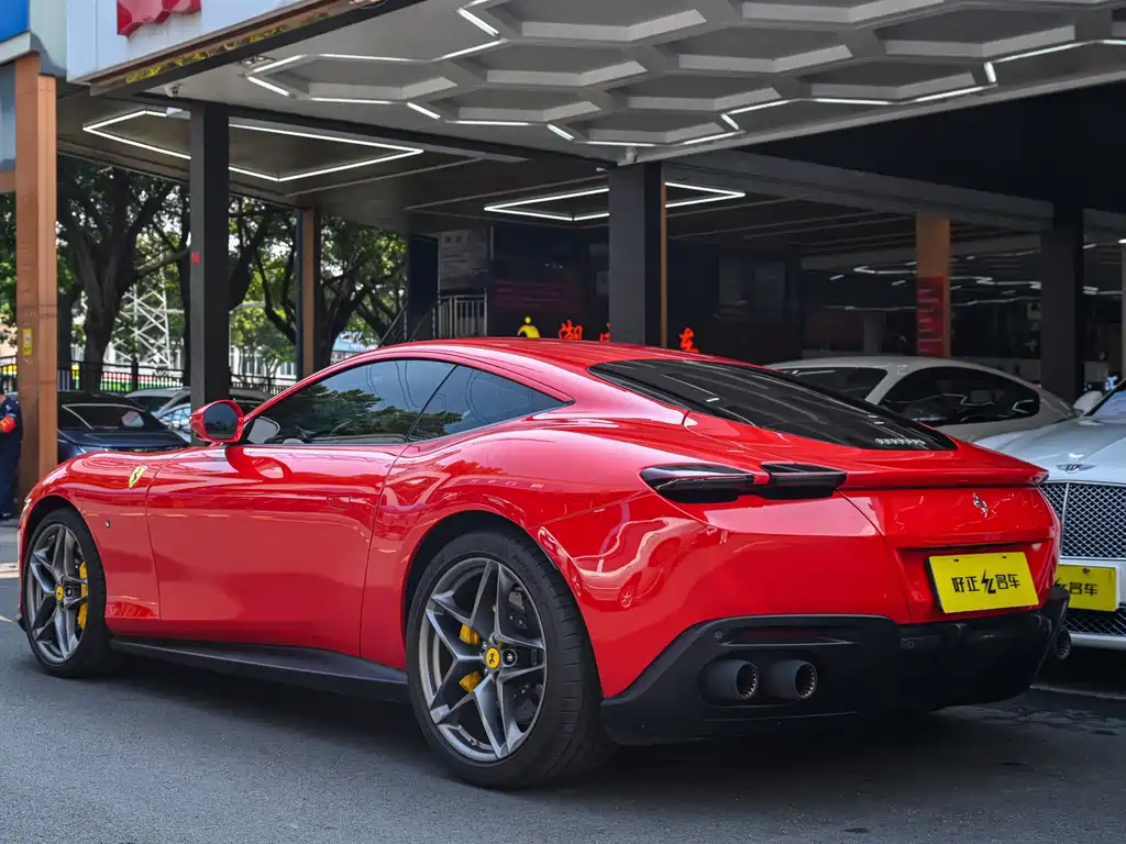 Ferrari Roma 2023