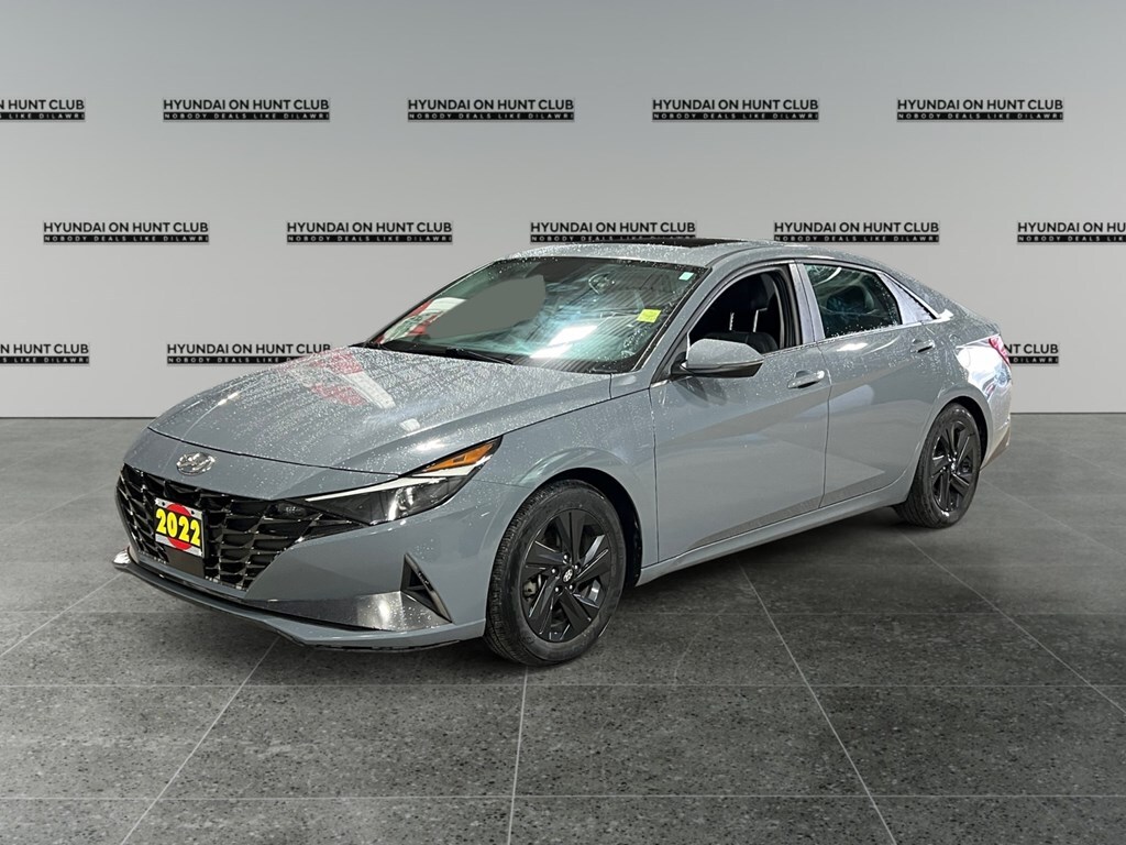 Hyundai Elantra 2022