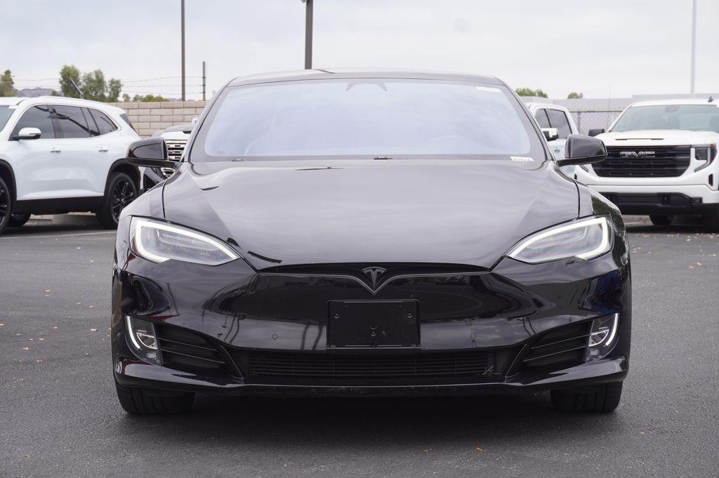 Tesla Model S 2021