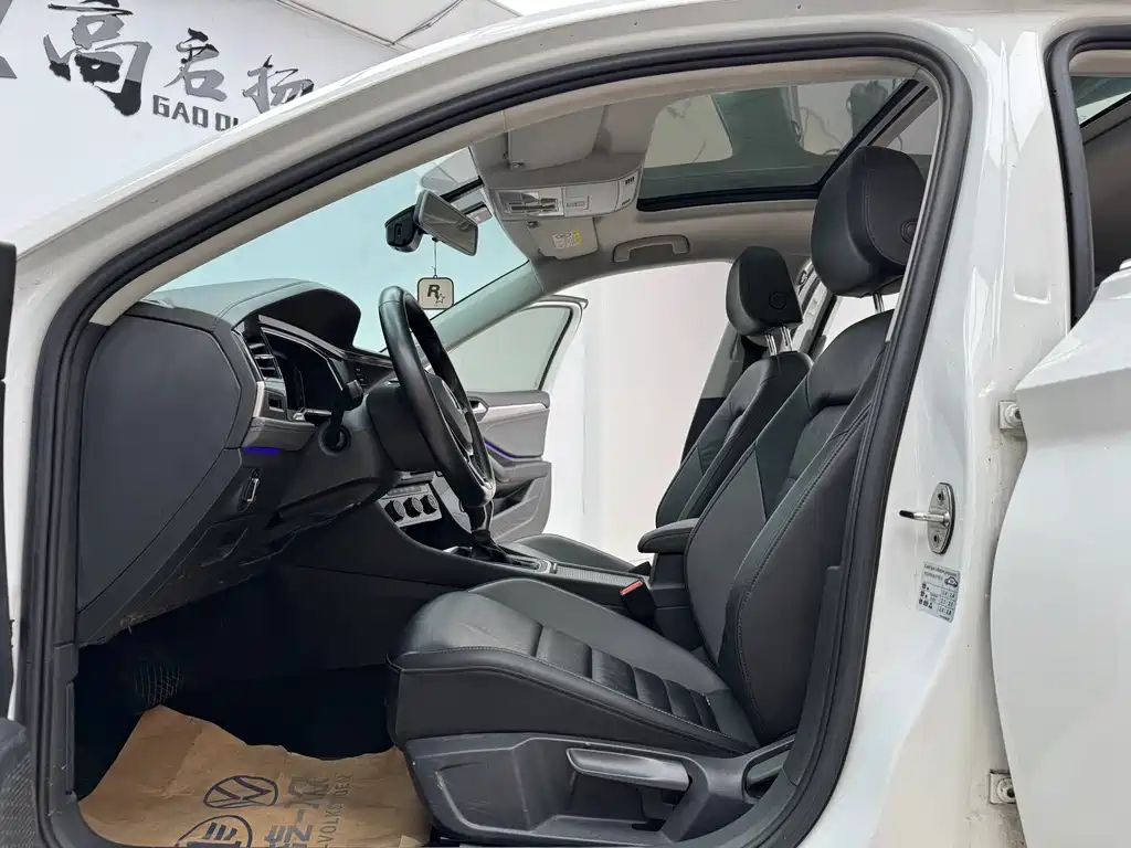 Volkswagen Jetta 2022