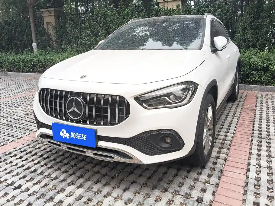 Mercedes-Benz GLA 2023