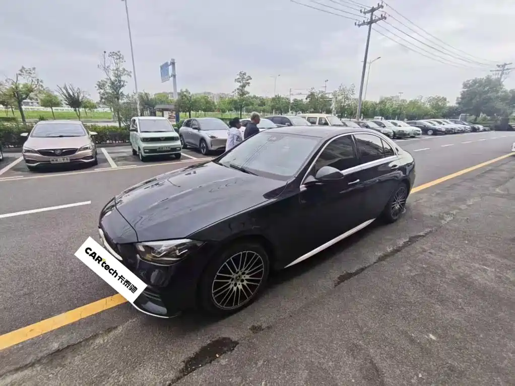 Mercedes-Benz C-Класс 2024