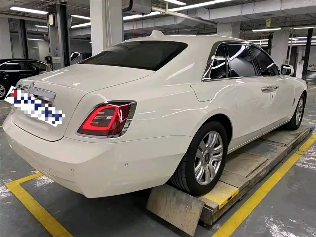 Rolls-Royce Ghost 2021