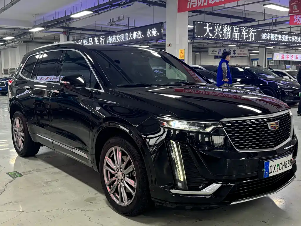 Cadillac XT6 2021