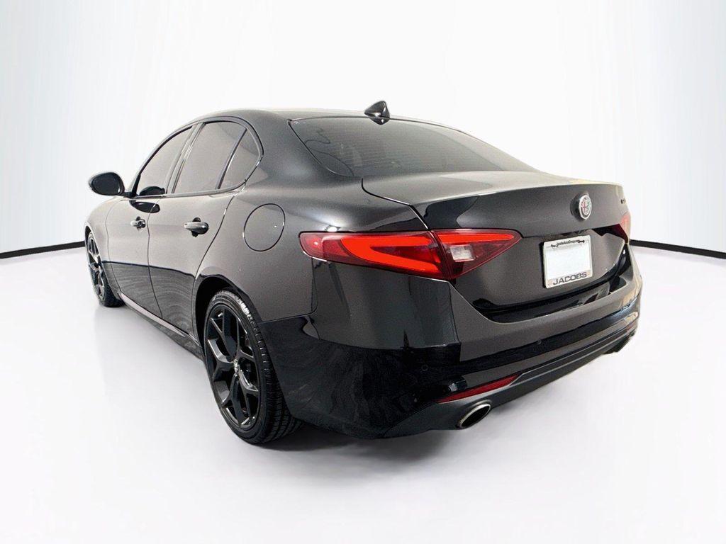Alfa Romeo Giulia 2021
