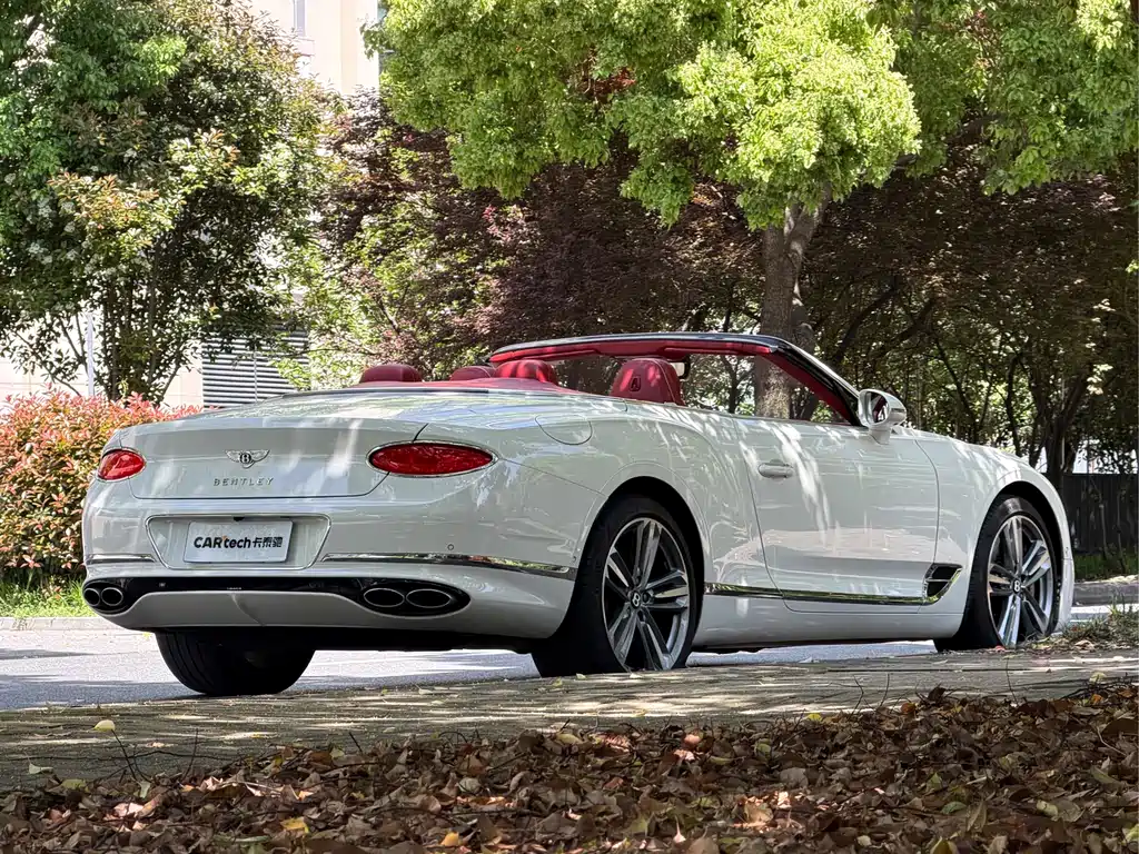 Bentley Continental 2023