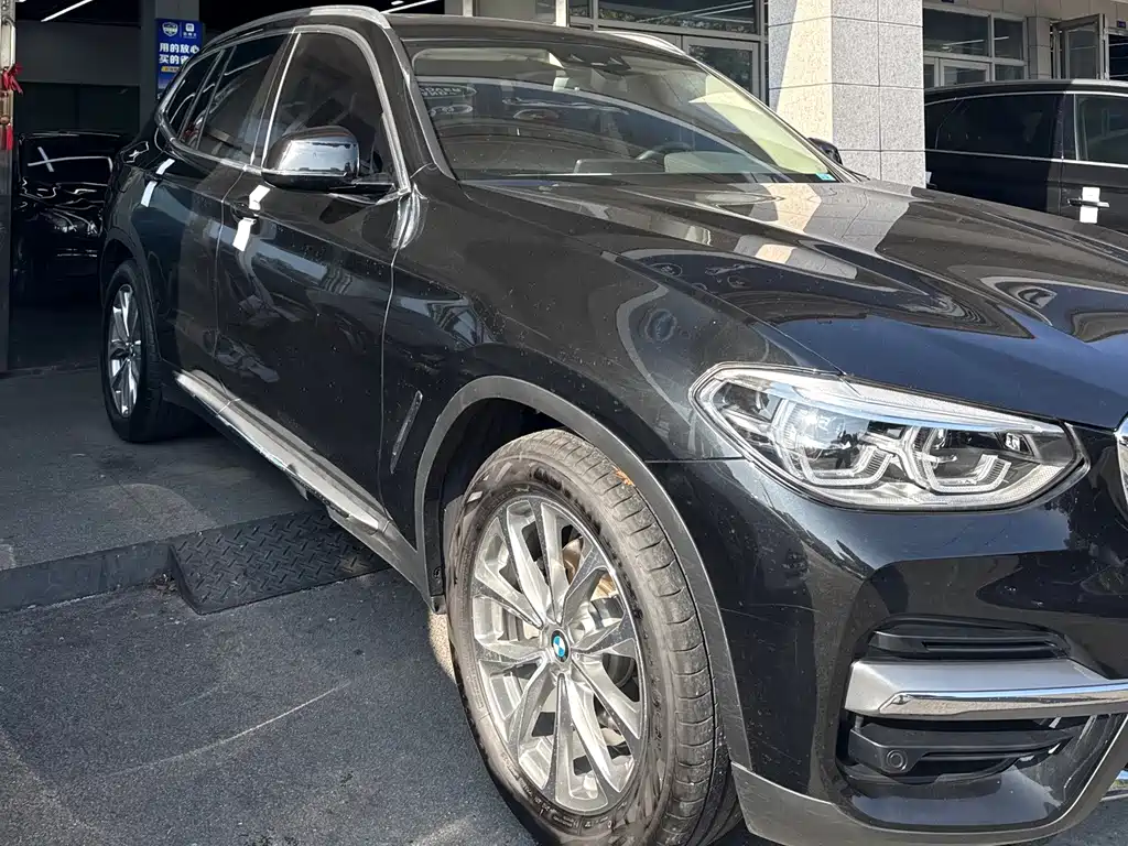 BMW X3 2021
