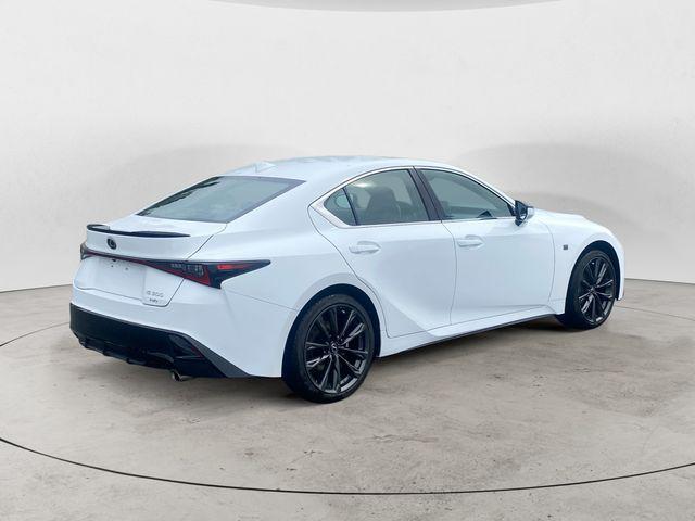 Lexus IS 300 2024