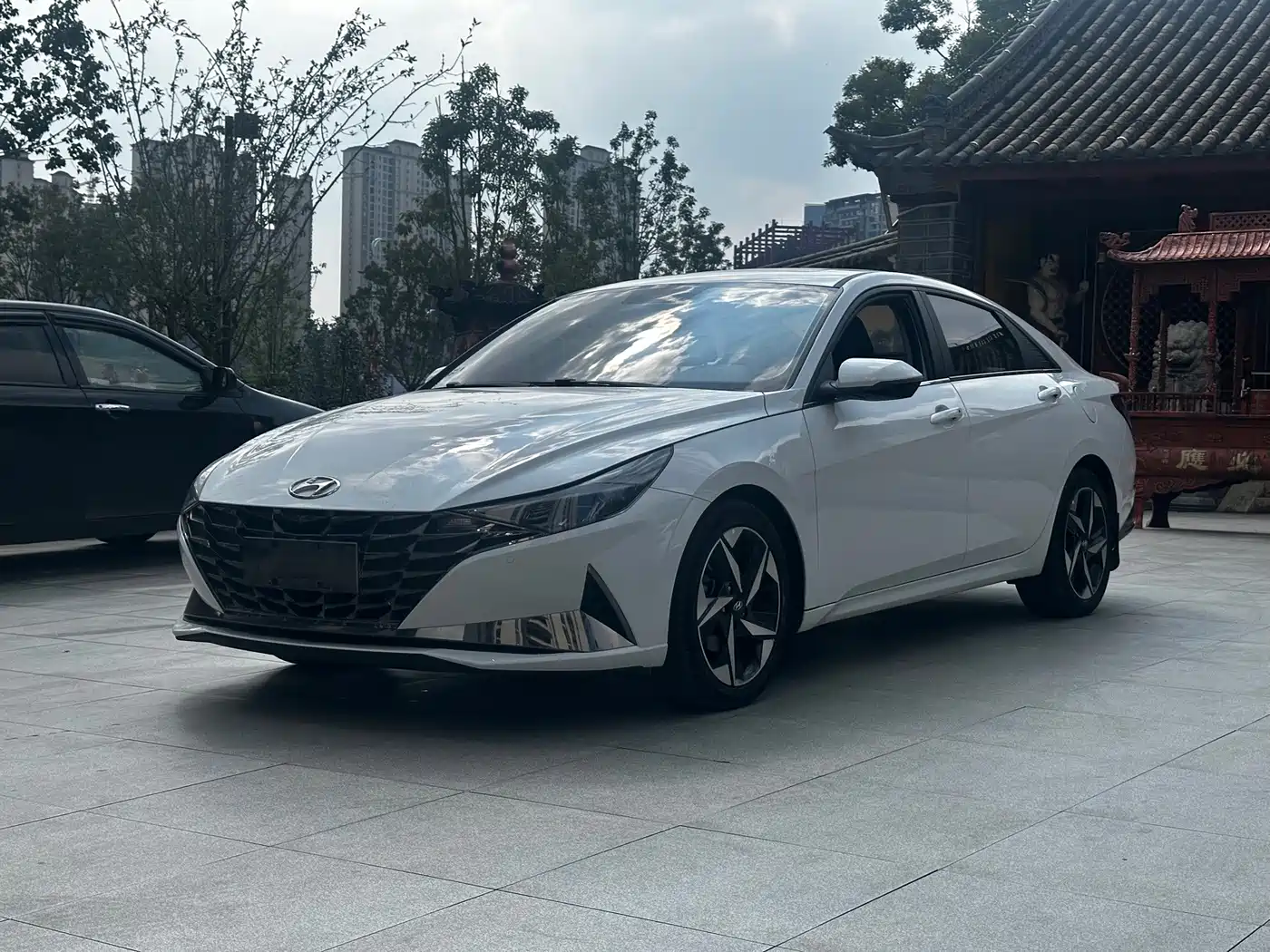Hyundai Elantra 2022