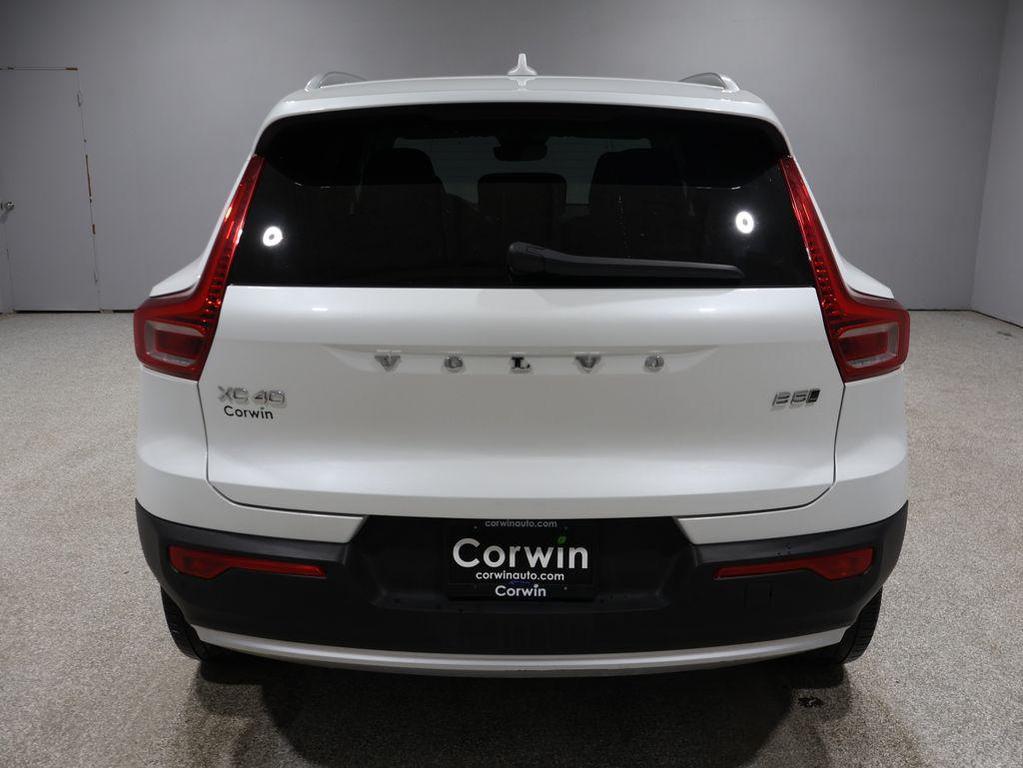 Volvo XC40 2023