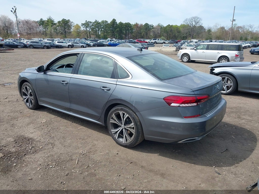 Volkswagen Passat 2021