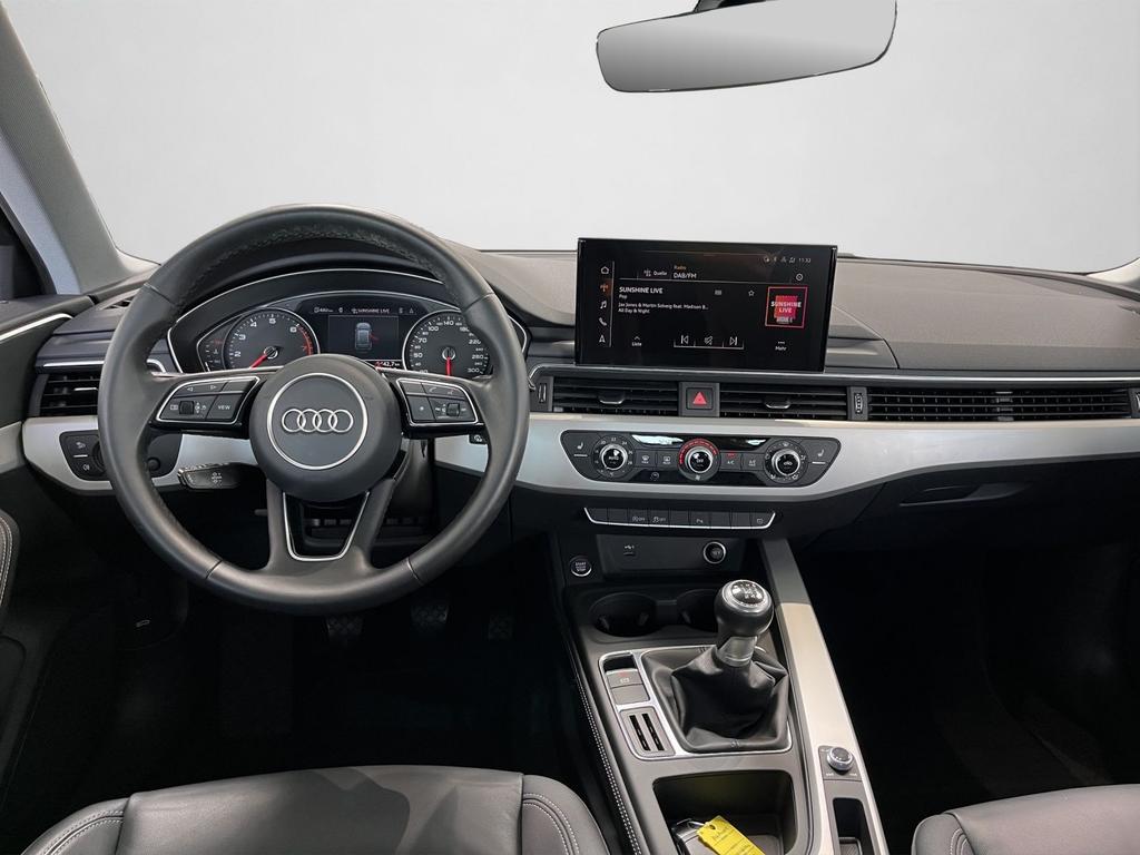 Audi A4 2023