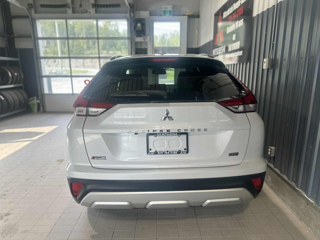 Mitsubishi Eclipse Cross 2024