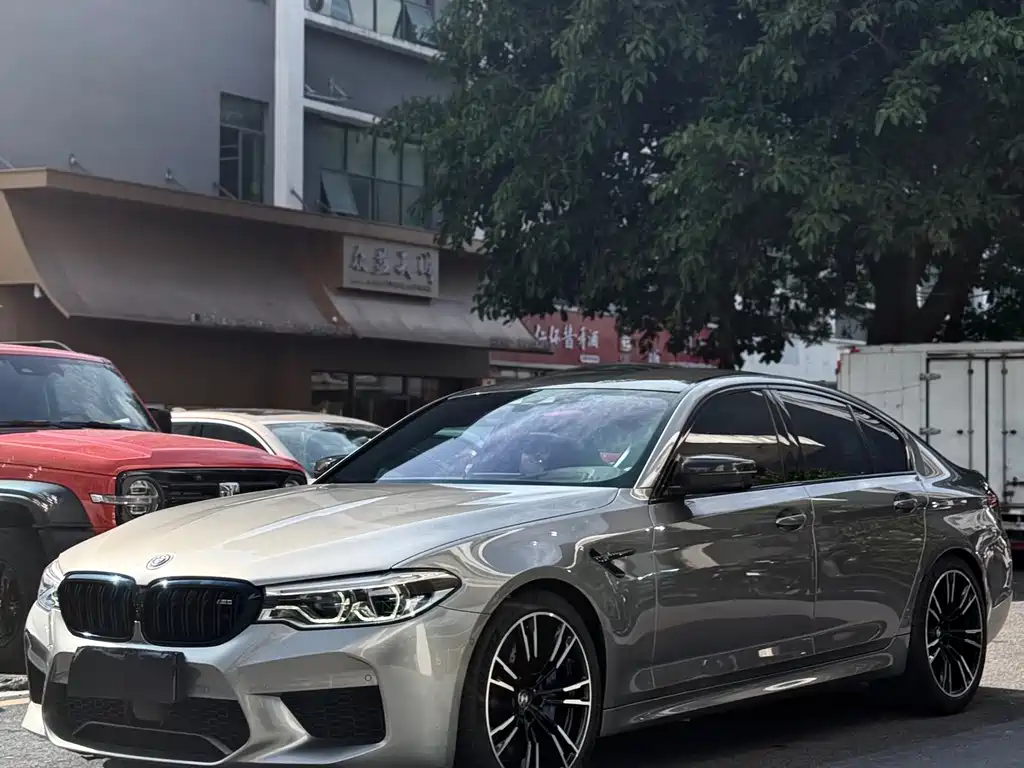 BMW M5 2020