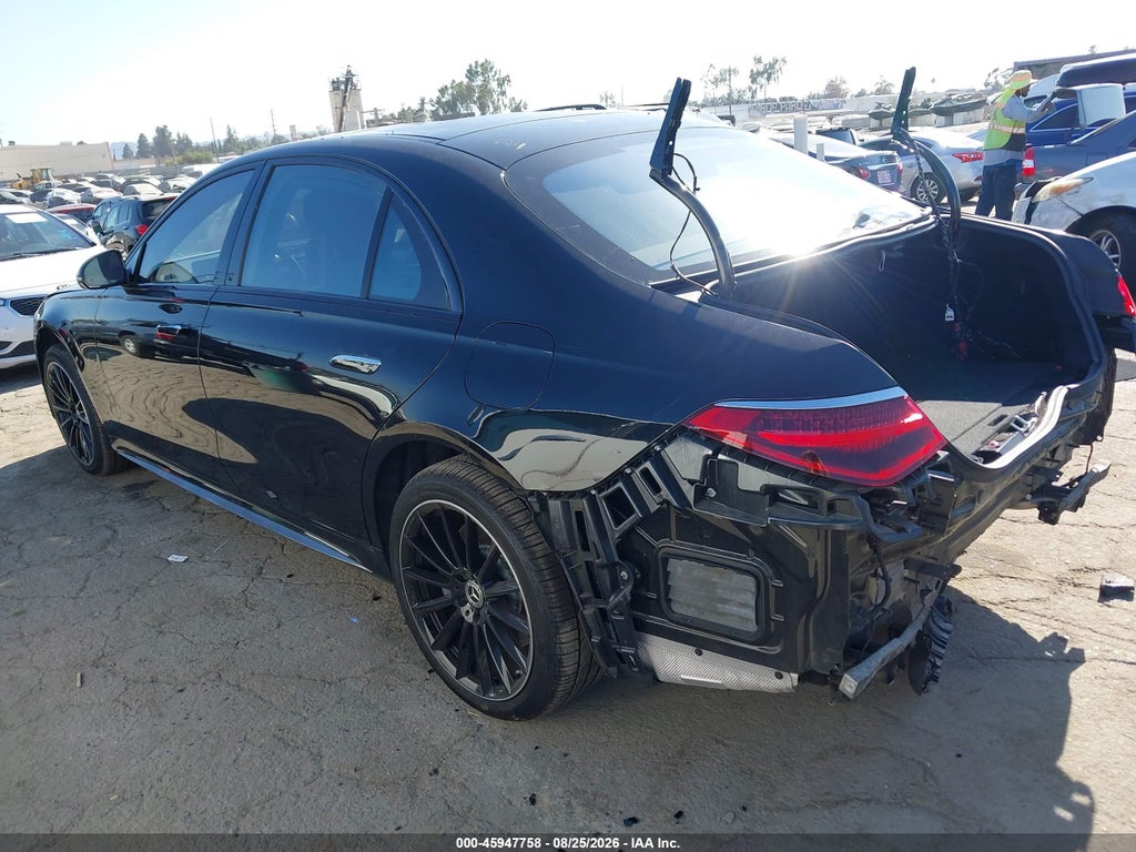 Mercedes-Benz S-Класс 2023