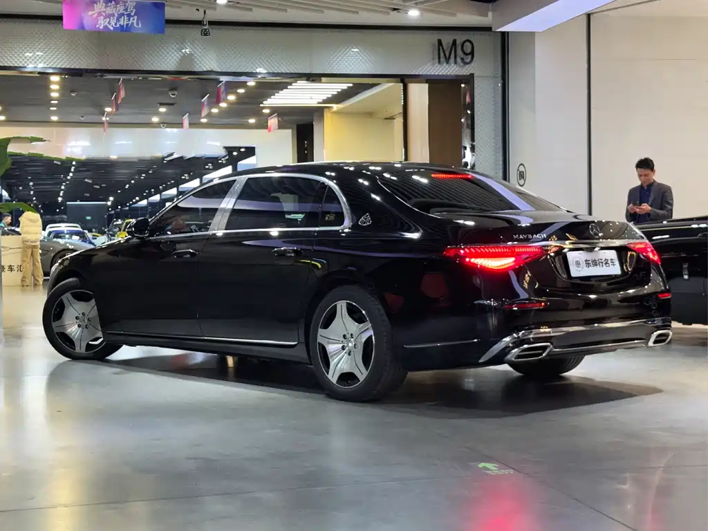 Mercedes-Benz Maybach S-Класс 2022