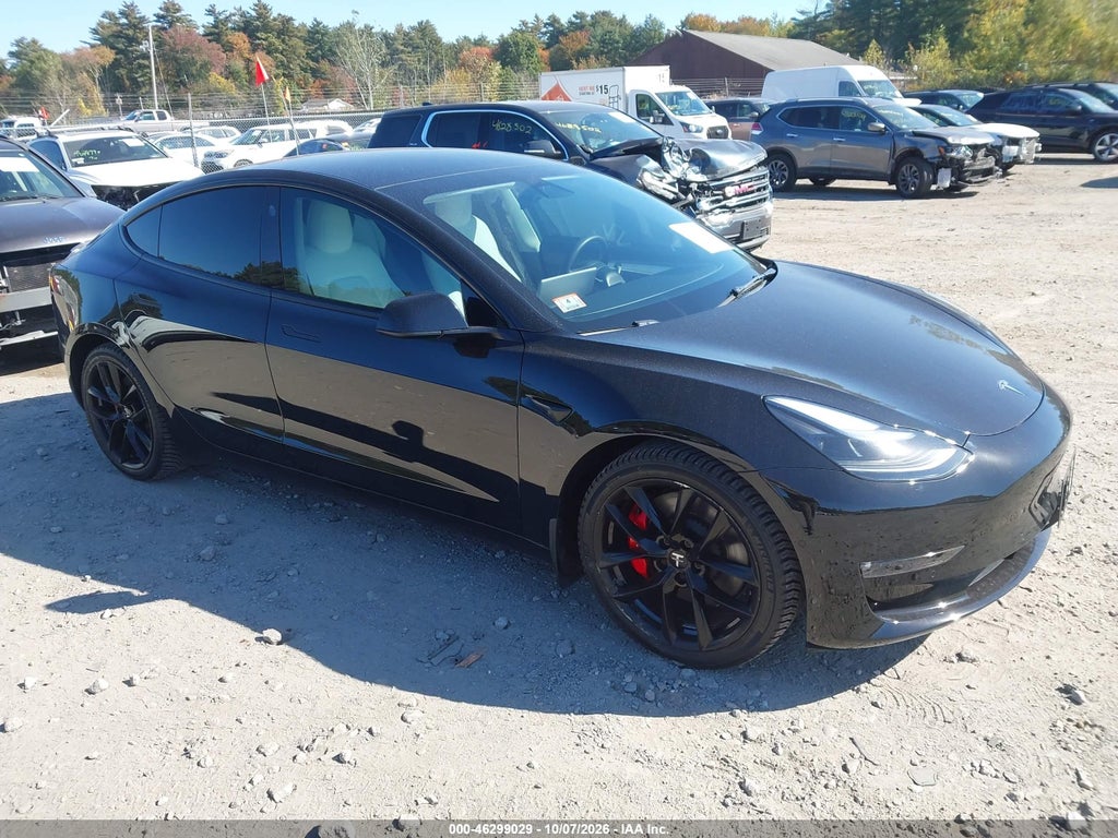Tesla Model 3 2022