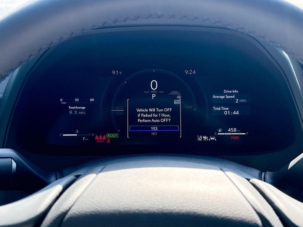 Lexus UX 2026