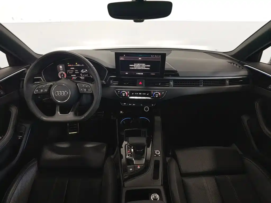 Audi A4 2024