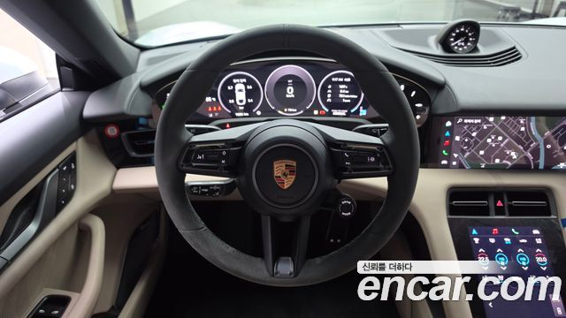 Porsche Taycan 2025