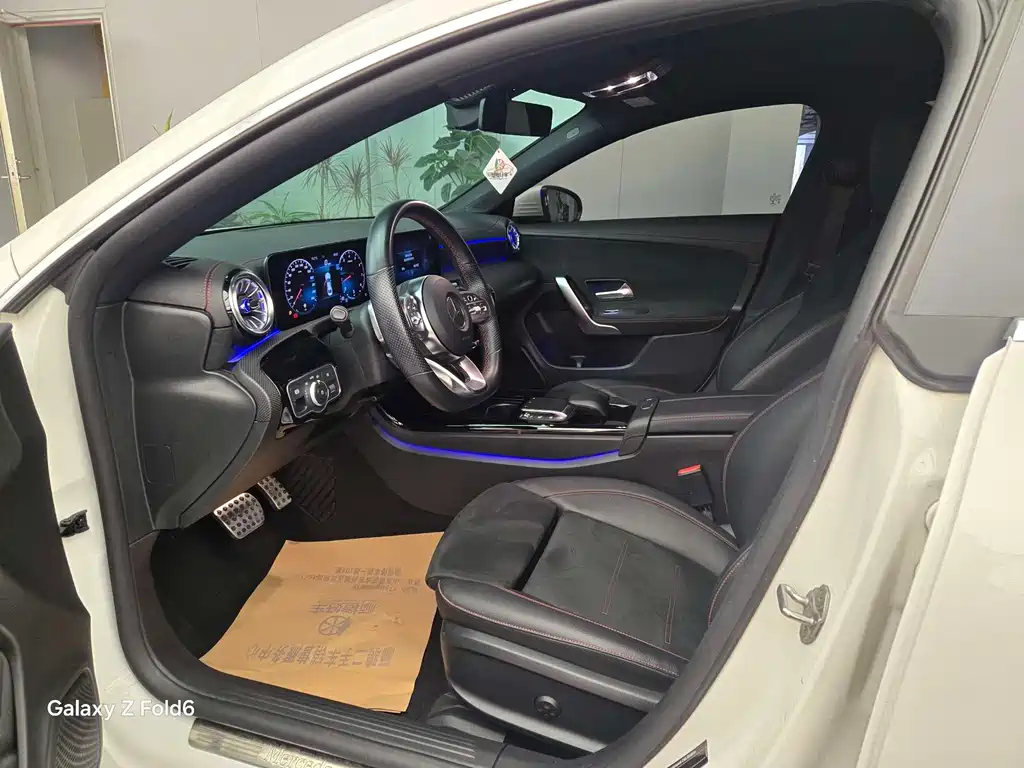 Mercedes-Benz CLA 2021