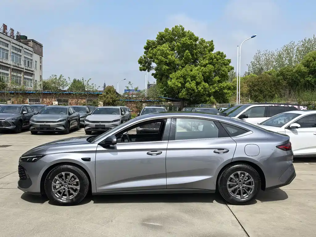 BYD Qin 2025