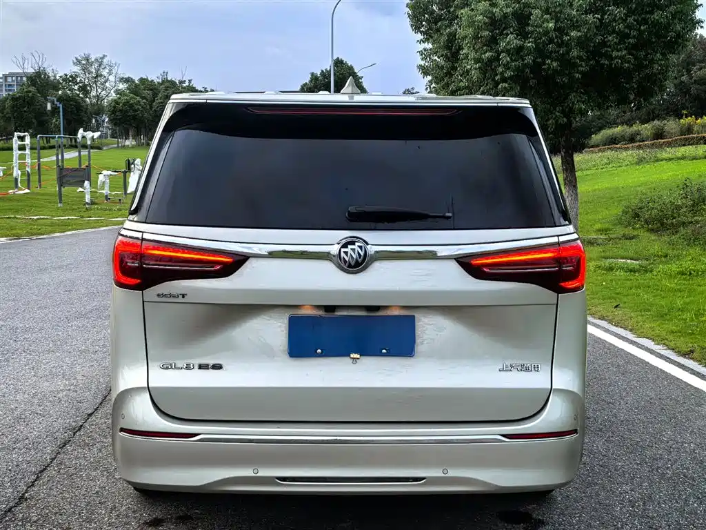 Buick GL8 2022