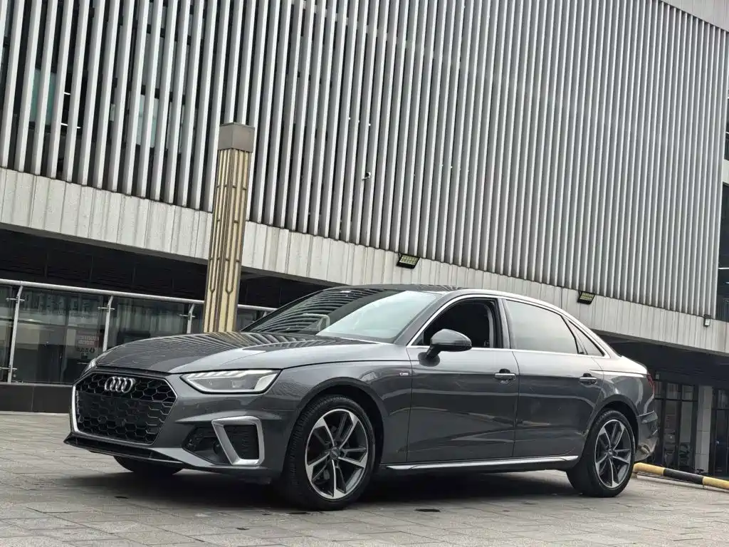 Audi A4 2021