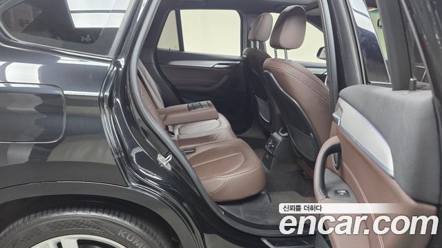 BMW X1 2021