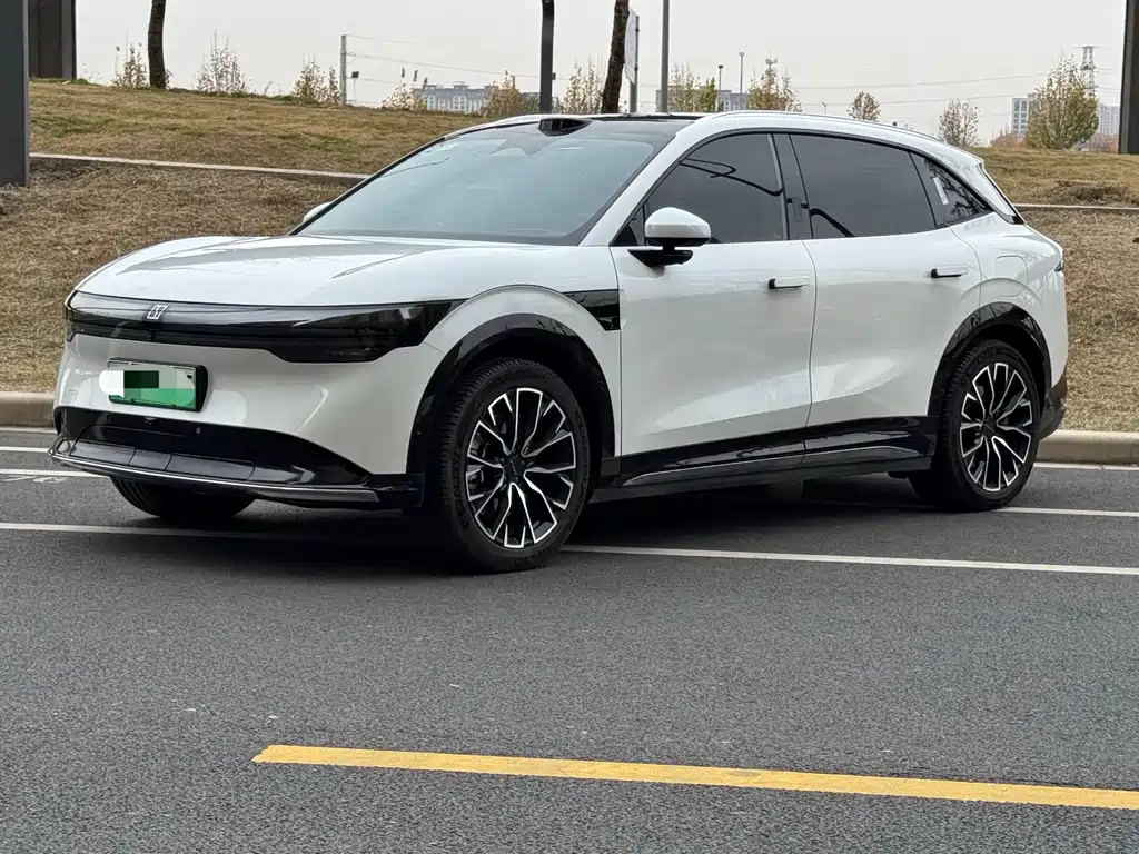 Zeekr 7X 2025