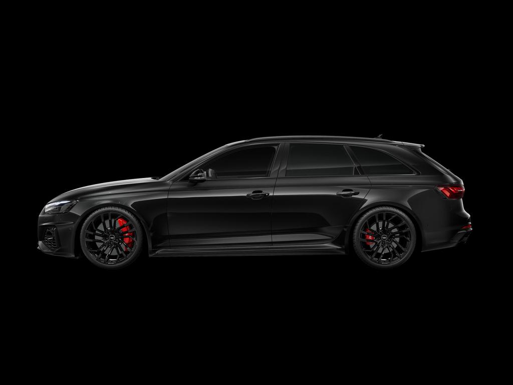 Audi RS4 2024