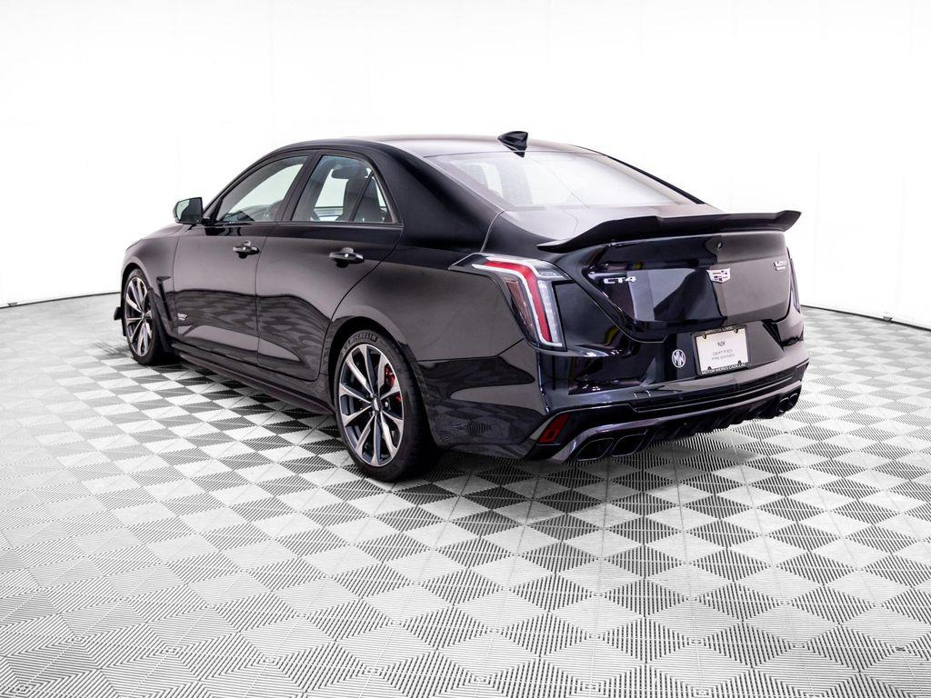 Cadillac CT4-V 2024