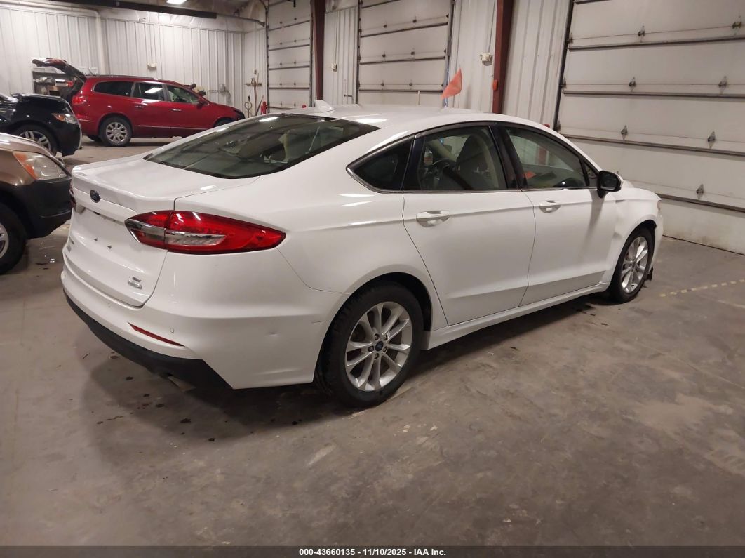 Ford Fusion 2020