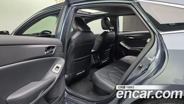 Toyota Avalon 2022