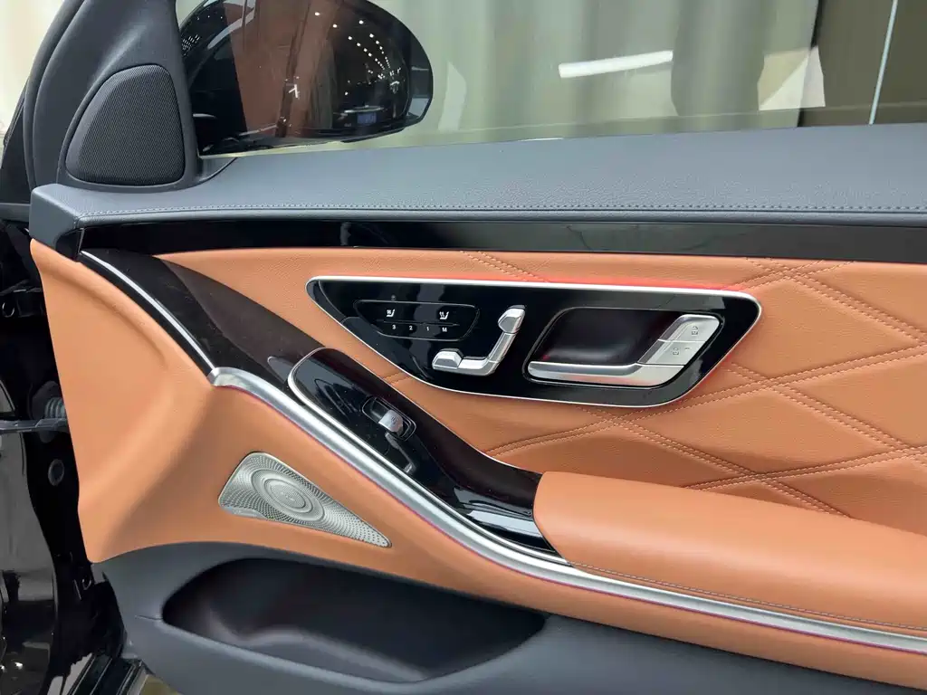 Mercedes-Benz Maybach S-Класс 2021