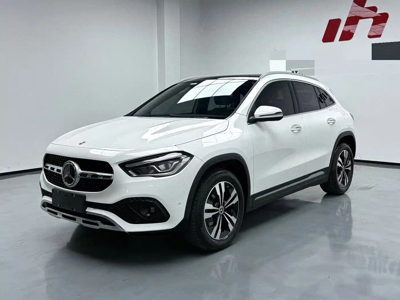 Mercedes-Benz GLA 2023