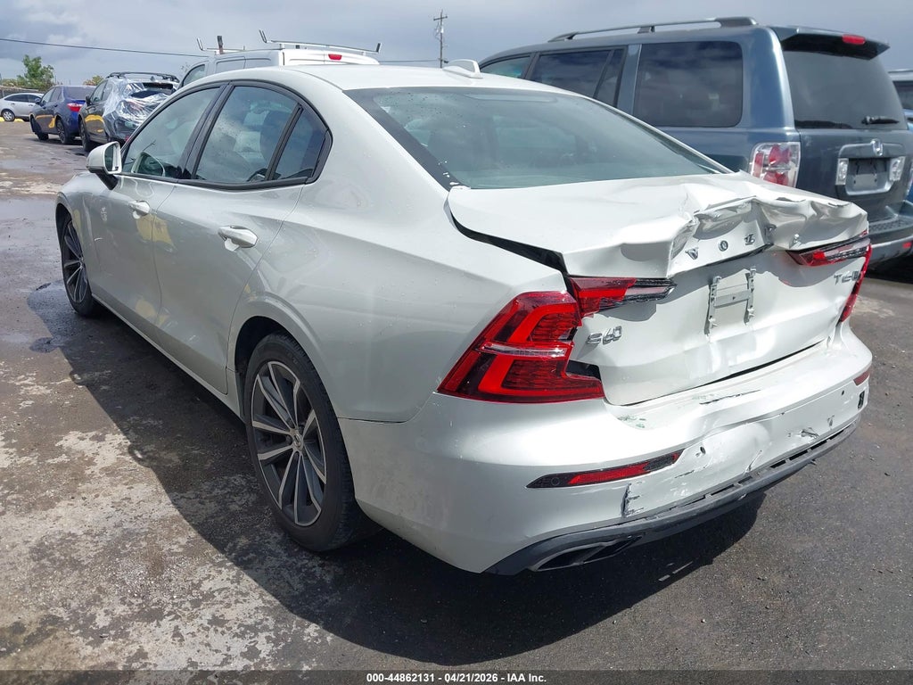 Volvo S60 2021